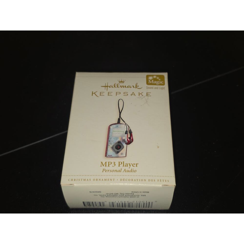 Hallmark Keepsake 2006 MP3 Player‎ Personal Audio Magic Sound Light Ornament